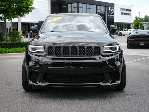 Used 2018 Jeep Grand Cherokee Trackhawk AWD/4WD image 3