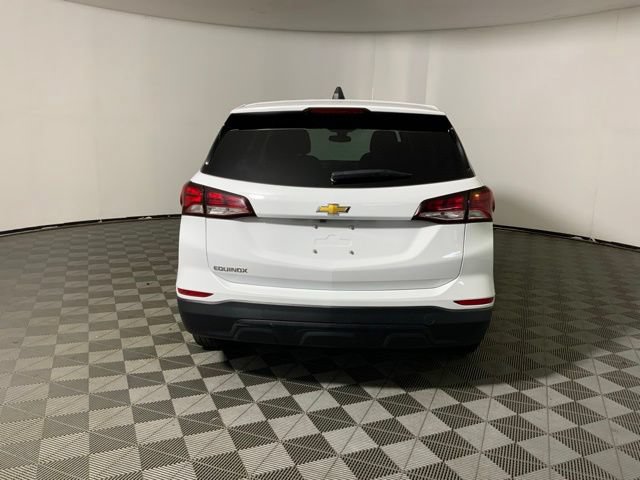 Used 2023 Chevrolet Equinox LS w/ LS Convenience Package FWD image 6