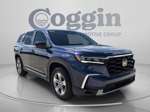 Certified 2025 Honda Pilot EX-L image 8