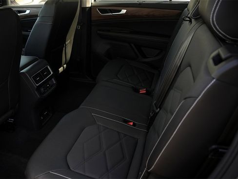 New 2026 Volkswagen Atlas SE image 24