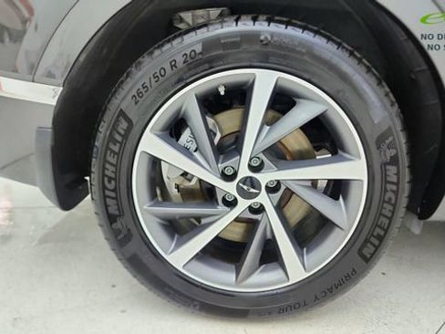 Used 2025 Genesis GV80 2.5T Advanced AWD/4WD image 58