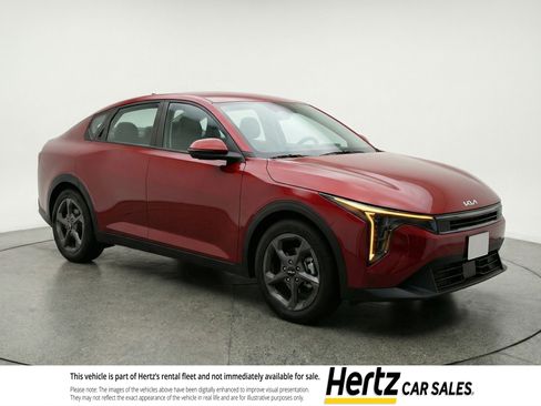 Used 2025 Kia K4 FWD image 1