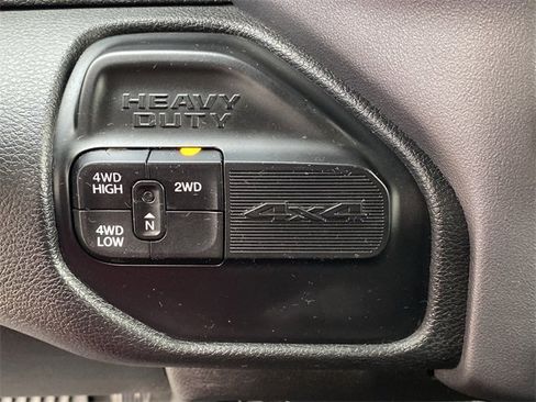 Used 2022 RAM 2500 Big Horn w/ Cold Weather Group image 17