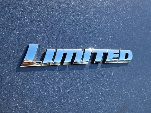 Used 2024 Toyota Tundra Limited image 15