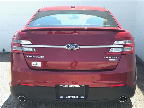 Used 2018 Ford Taurus Limited AWD/4WD image 5