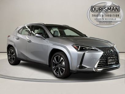 Certified 2025 Lexus UX 300h AWD w/ Accessory Package (Z1)