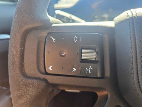 Used 2023 Land Rover Defender 110 V8 AWD/4WD image 33