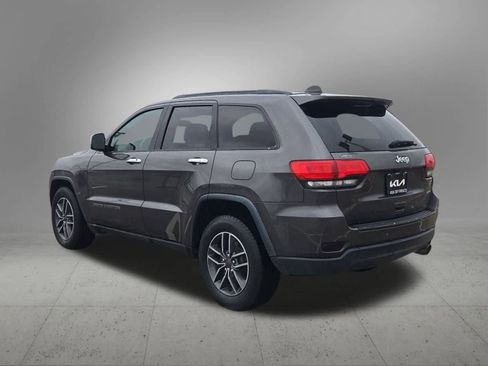 Used 2019 Jeep Grand Cherokee Limited w/ Luxury Group II image 4