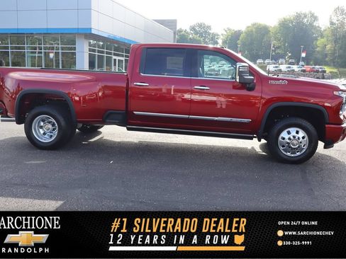 New 2026 Chevrolet Silverado 3500 High Country w/ Technology Package AWD/4WD image 1