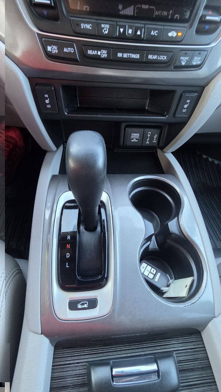 Used 2017 Honda Pilot EX-L image 13