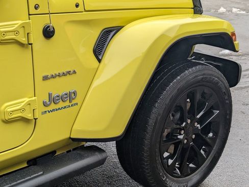 Used 2023 Jeep Wrangler Sahara w/ Cold Weather Group image 34