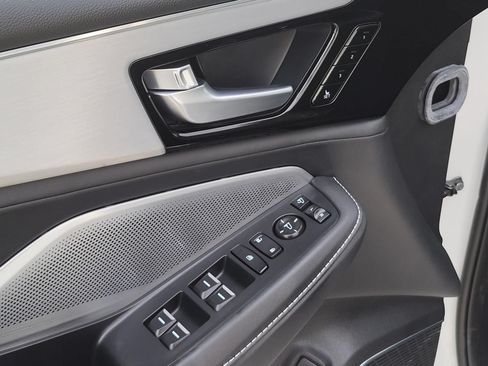 Used 2025 Acura MDX FWD w/ Technology Package image 18