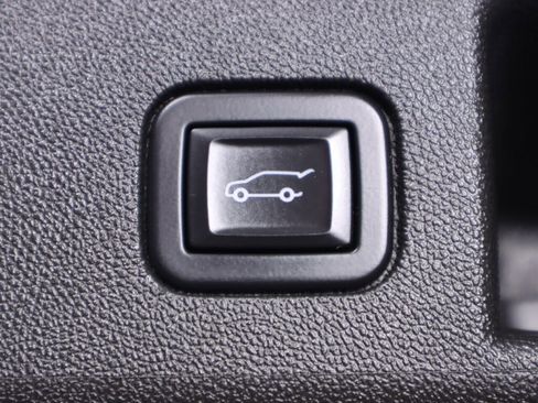 Used 2022 Chevrolet Equinox LT image 34