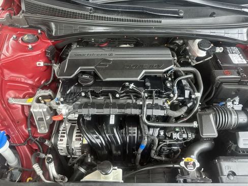Used 2024 Hyundai Elantra SEL w/ Convenience Package FWD image 19