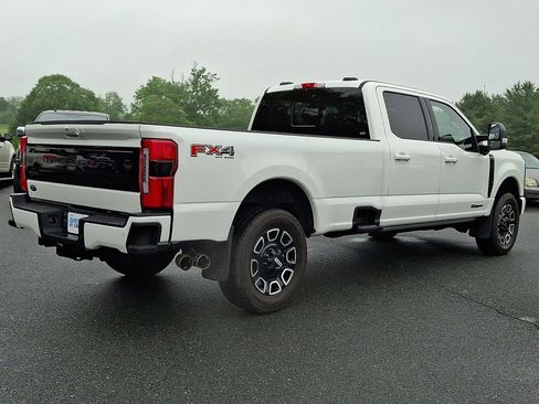 Used 2025 Ford F250 Platinum AWD/4WD image 6