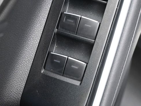 Used 2025 Toyota Highlander Platinum image 14