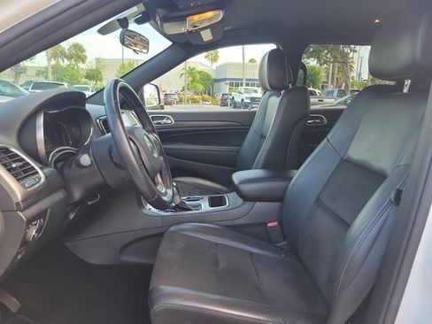 Used 2021 Jeep Grand Cherokee Laredo X RWD image 18