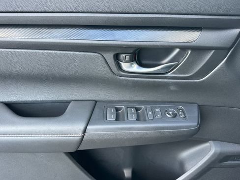 Certified 2025 Honda CR-V Sport image 11