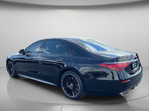 Used 2023 Mercedes-Benz S 580 4MATIC Sedan image 5