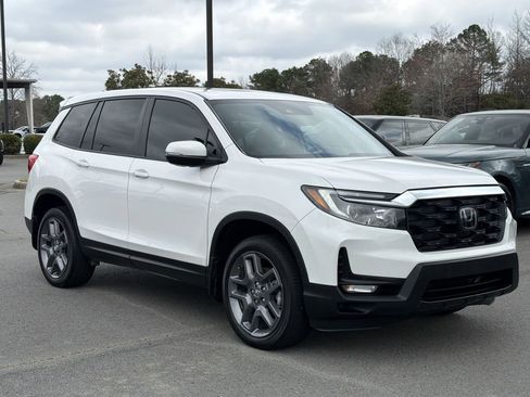 Used 2023 Honda Passport EX-L image 7