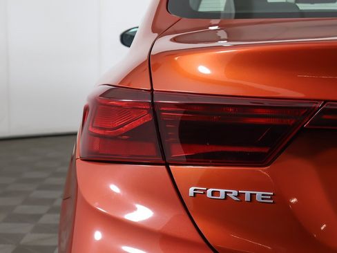 Used 2023 Kia Forte LXS w/ LXS Technology Package image 14