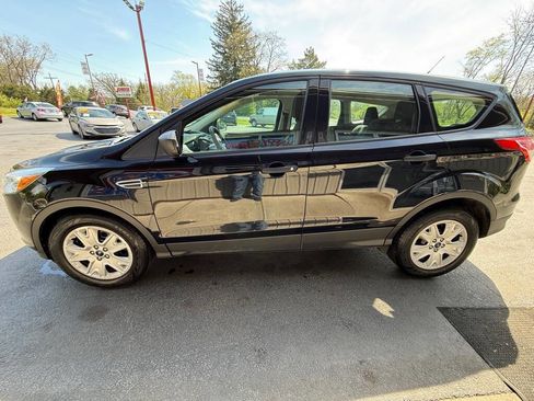 Used 2016 Ford Escape S image 3