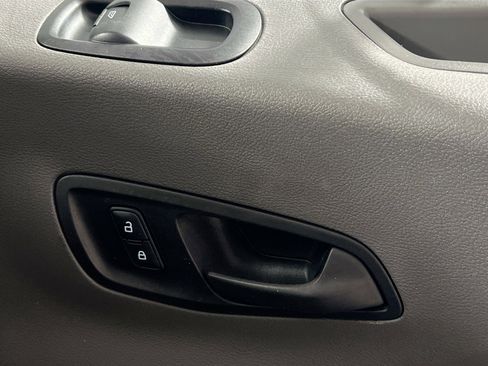 Used 2021 Ford Transit 350 XLT image 31