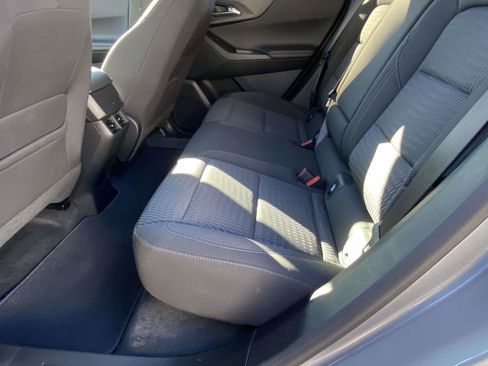 Used 2025 Chevrolet Equinox LT w/ Midnight Edition image 18