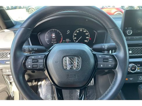 Used 2023 Honda Civic Sport image 32