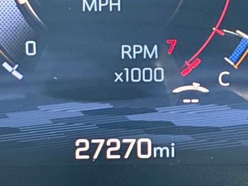 Certified 2024 Chevrolet Traverse RS image 12