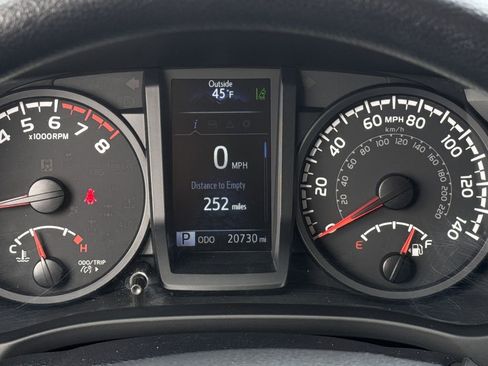 Used 2023 Toyota Tacoma SR image 16