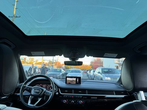 Used 2018 Audi Q7 3.0T Premium Plus w/ Premium Plus Package image 21