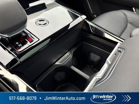 Used 2024 Land Rover Range Rover Sport Dynamic SE image 38
