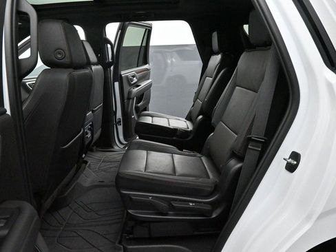 Used 2024 Chevrolet Tahoe High Country AWD/4WD image 33