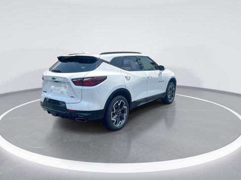 Used 2021 Chevrolet Blazer RS w/ Enhanced Convenience Package FWD image 9