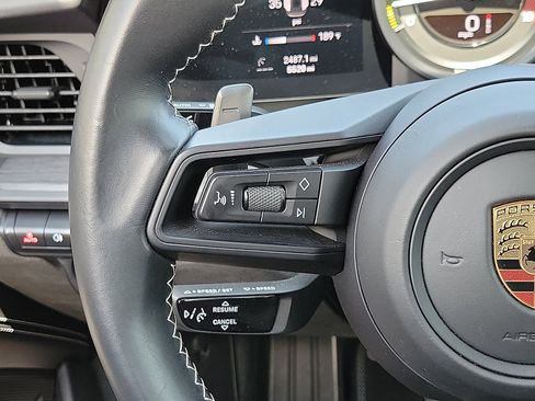 Certified 2023 Porsche 911 GT3 image 13