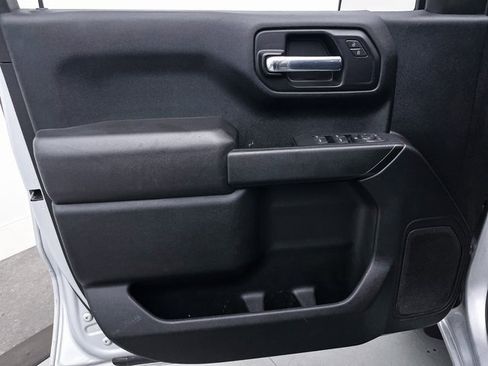 Used 2021 Chevrolet Silverado 1500 Custom image 19