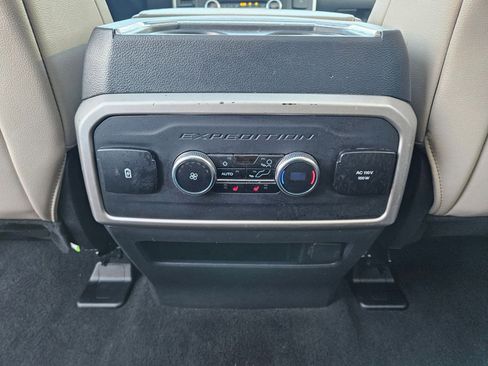 Used 2024 Ford Expedition Max Limited image 26
