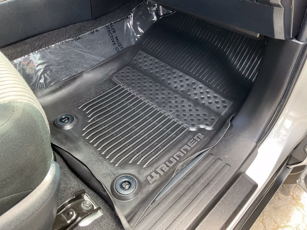 Used 2021 Toyota 4Runner SR5 RWD image 75