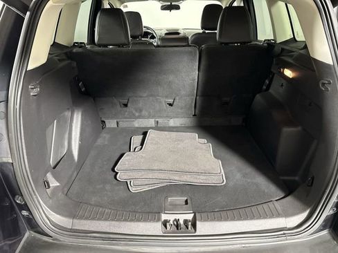 Used 2019 Ford Escape SEL image 32