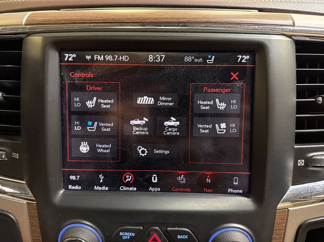 Used 2018 RAM 3500 Laramie w/ Convenience Group AWD/4WD image 22