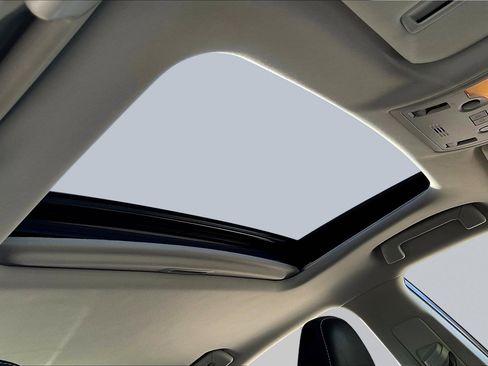 Used 2017 Lexus IS 300 AWD w/ Premium Package image 27