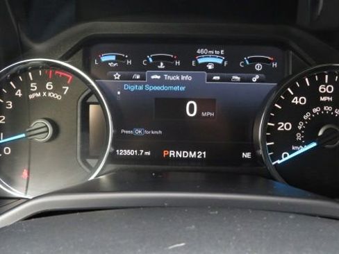 Used 2015 Ford F150 Lariat w/ Equipment Group 502A Luxury image 30