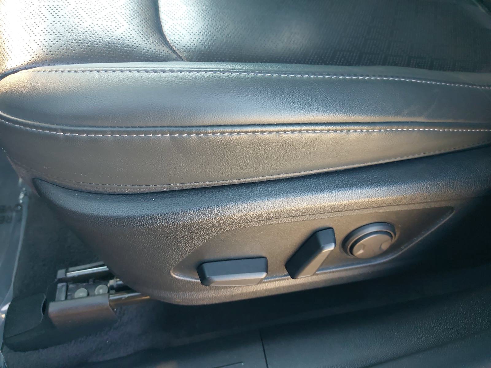 Used 2023 Kia Sorento SX FWD image 29