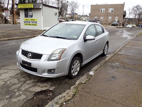 Used 2011 Nissan Sentra 2.0 SR w/ Convenience Pkg image 5