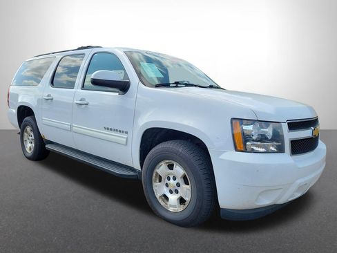 Used 2013 Chevrolet Suburban LS AWD/4WD image 7