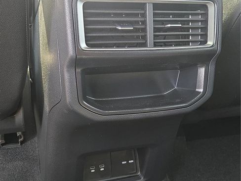 New 2026 Volkswagen Atlas Cross Sport SE FWD image 12