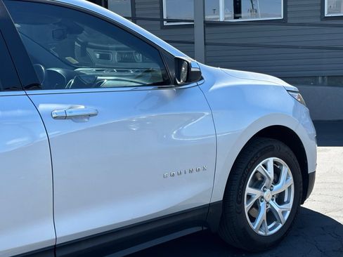 Used 2020 Chevrolet Equinox Premier AWD/4WD image 4