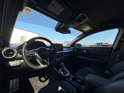 Used 2022 Kia Forte GT-Line image 22