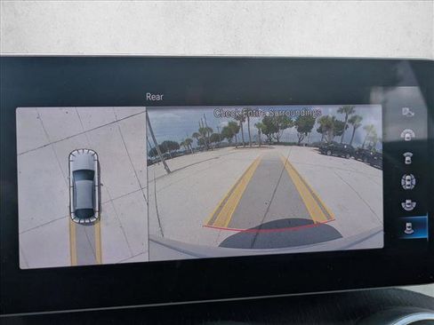 Used 2020 Mercedes-Benz GLC 300 GLC 300 image 12